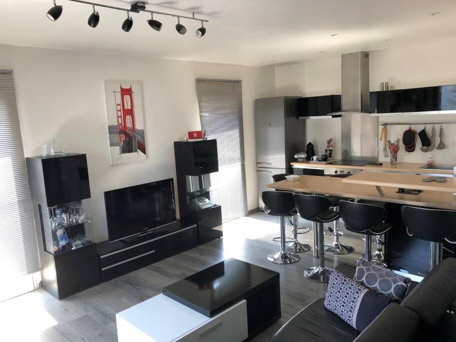 Appartement Vue Panoramique Sur La Mer Et La Citadelle De Bastia 바스티아 외부 사진